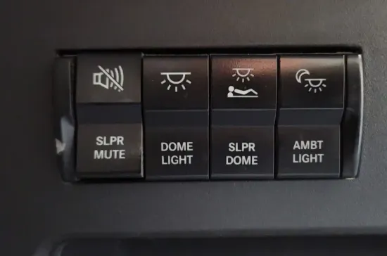 Picture of (Used) 2019 Freightliner Cascadia 126, MISCELLANEOUS DASH SWITCHES
