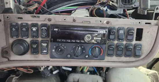 Picture of (Used) 2019 Peterbilt 389, MISCELLANEOUS DASH SWITCHES