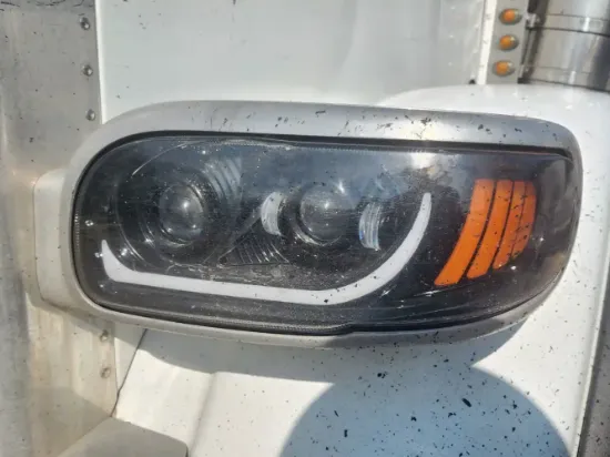Picture of (Used) 2019 Peterbilt 389, HEADLAMP ASSEMBLY