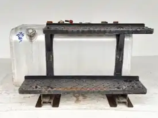 Picture of 2007 Hino 258 Fuel Tank