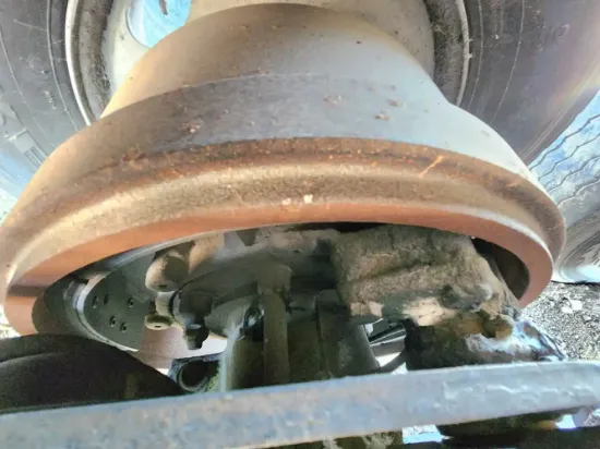 Picture of (Used) 2016 Mack MRU633, REAR DIFFERENTIAL HUBS
