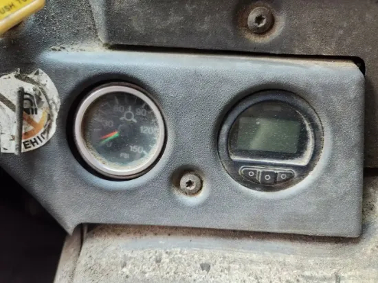 Picture of (Used) 2016 Mack MRU633, GAUAGES