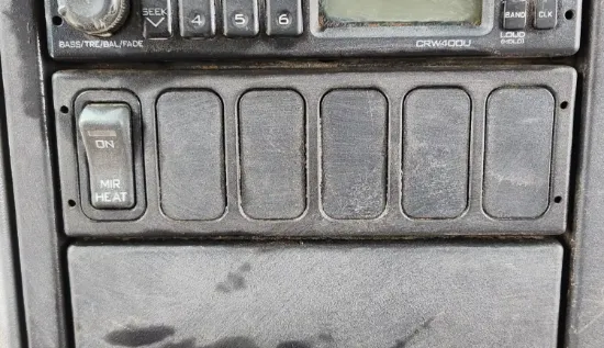 Picture of (Used) 2003 International 4200, MISCELLANEOUS DASH SWITCHES