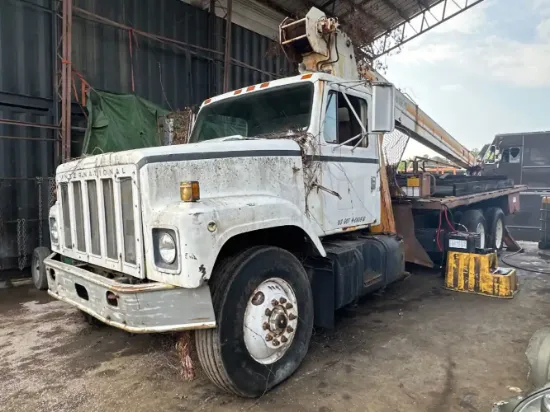 Picture of 1978-international-harvester-truck-