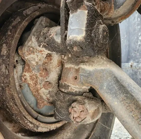 Picture of (Used) 2009 International 4400, FRONT SPINDLE/KNUCKLE