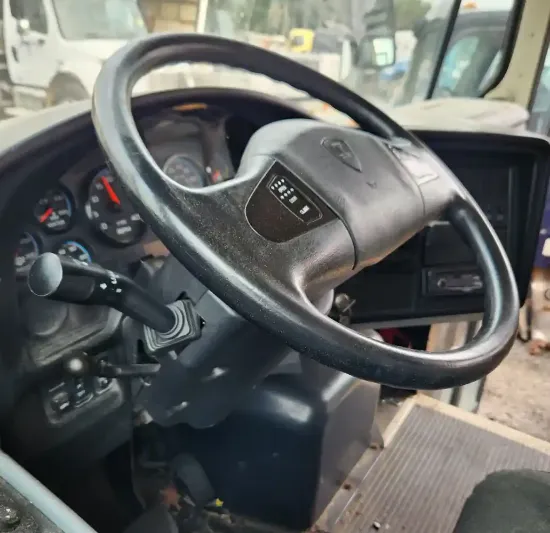 Picture of (Used) 2010 IC Corporation PB105, STEERING COLUMN