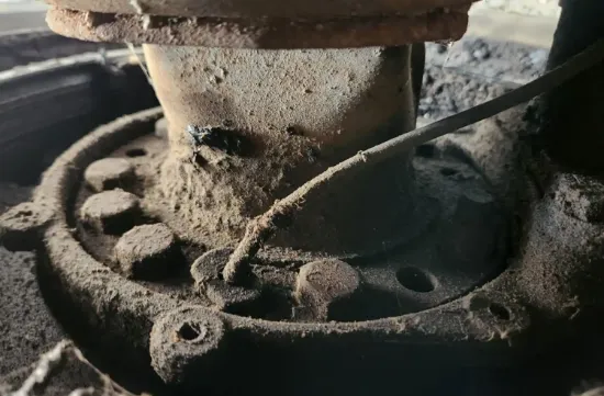 Picture of (Used) 2009 International 4400, REAR DIFFERENTIAL HUBS