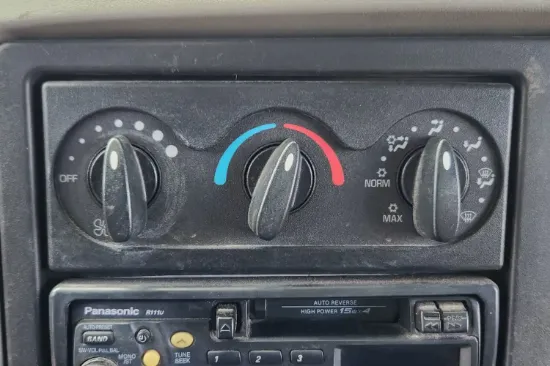 Picture of (Used) 2009 International 4400, TEMPERATURE CONTROL ASSEMBLY