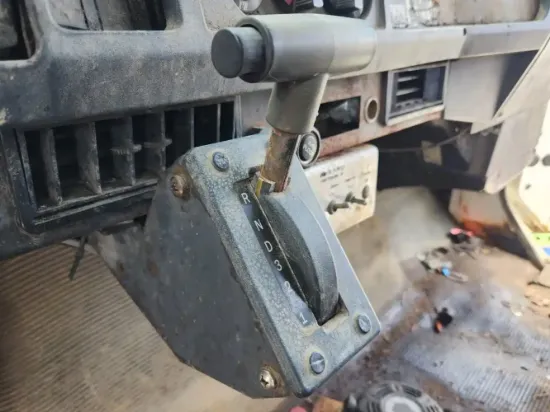 Picture of (Used) 1997 International 4700, AUTOMATIC SHIFTER ASSEMBLY