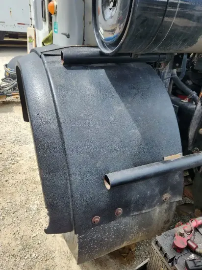 Picture of (Used) 2007 Mack MR690S, FENDER EXTENSION