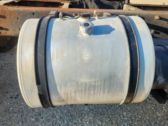 Picture of (Used) 2007 Mack MR690S, FUEL TANK