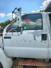 Picture of (Used) 2000 Ford F-650, DOOR