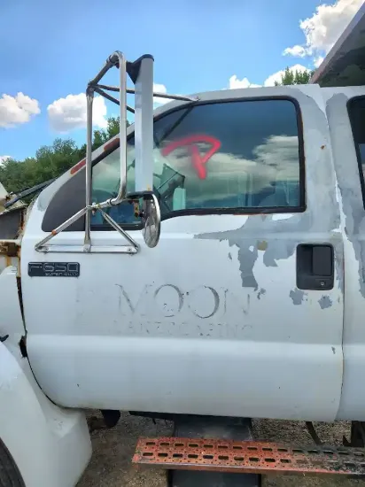 Picture of (Used) 2000 Ford F-650, DOOR