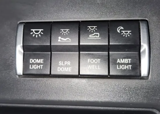 Picture of (Used) 2023 Freightliner Cascadia 126, MISCELLANEOUS DASH SWITCHES