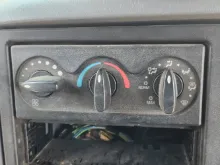 Picture of (Used) 2003 International 4200, TEMPERATURE CONTROL ASSEMBLY