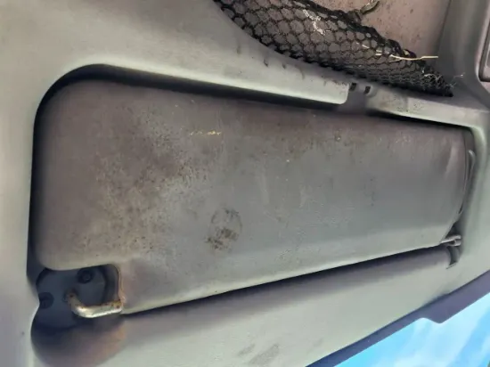 Picture of (Used) 2003 International 4200, SUN VISOR