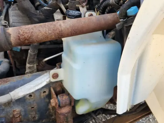 Picture of (Used) 2003 International 4200, WINDSHIELD WASHER BOTTLE