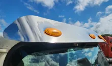 Picture of (Used) 2016 International 9900I, EXTERIOR SUN VISOR