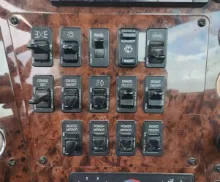 Picture of (Used) 2016 International 9900I, MISCELLANEOUS DASH SWITCHES