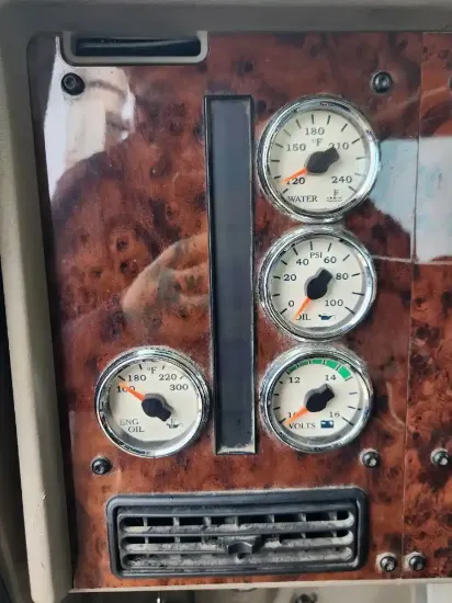 Picture of (Used) 2016 International 9900I, INSTRUMENT CLUSTER