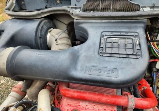 Picture of (Used) 2016 International 9900I, AIR INLET DUCT