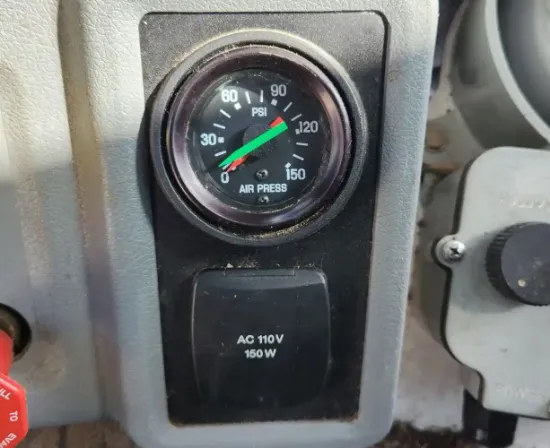 Picture of (Used) 2019 Ford F-750, GAUAGES