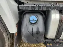 Picture of 2019 Ford F-750 DEF Tank
