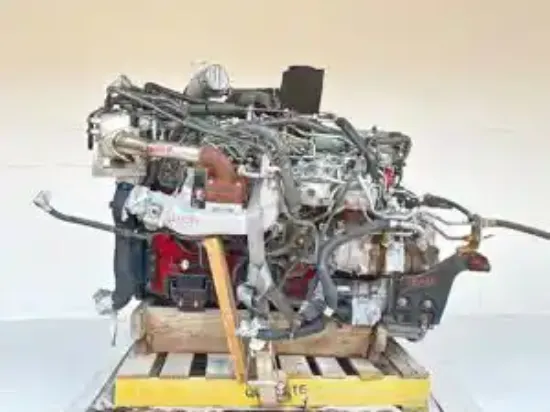 Picture of 2015 Hino 268 Engine Assembly