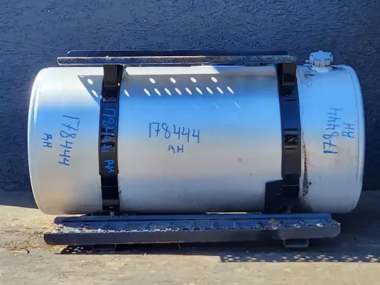 Picture of (Used) 2013 International DuraStart 4300, FUEL TANK 