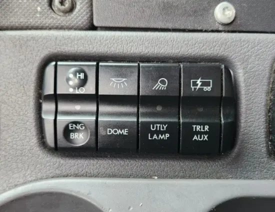 Picture of (Used) 2014 Freightliner Cascadia 125, MISCELLANEOUS DASH SWITCHES