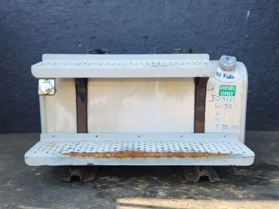 Picture of (Used) 2004 Sterling ACTERRA, FUEL TANK