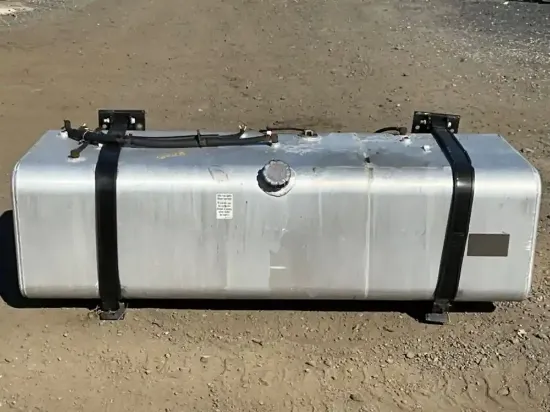 Picture of (Used) 2018 Isuzu FTR, FUEL TANK