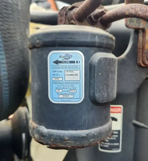 Picture of (Used) 2017 Freightliner Cascadia 125, A/C DRYER RECEIVER