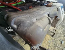 Picture of (Used) 2017 Freightliner Cascadia 125, BATTERY BOX COVER