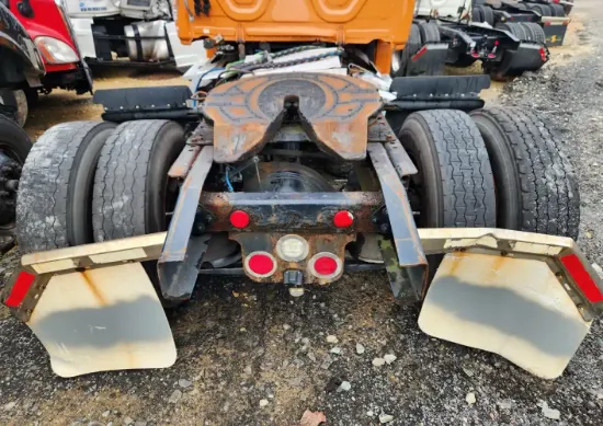 Picture of (Used) 2017 Freightliner Cascadia 125, COMPLETE REAR DIFFERENTIAL