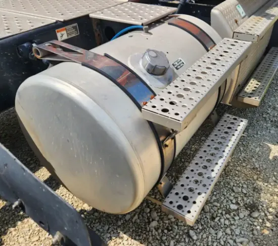 Picture of (Used) 2019 Freightliner Cascadia 116 Day Cab, FUEL TANK
