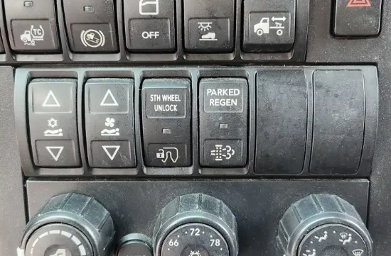 Picture of (Used) 2022 International LT625, MISCELLANEOUS DASH SWITCHES