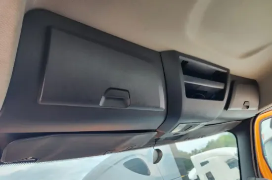 Picture of (Used) 2019 Freightliner Cascadia 116 Day Cab, OVERHEAD STORAGE CONSOLE