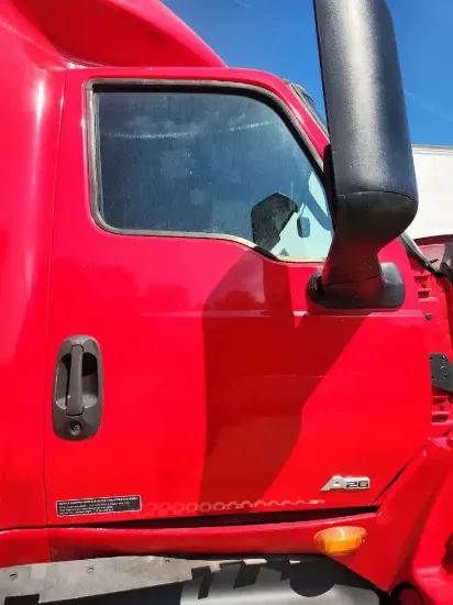Picture of (Used) 2022 International LT625, DOOR
