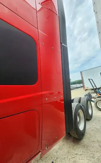 Picture of (Used) 2022 International LT625, SLEEPER FAIRINGS