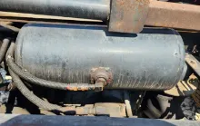 Picture of (Used) 2005 Mack CV713 Granite, AIR TANK (4)