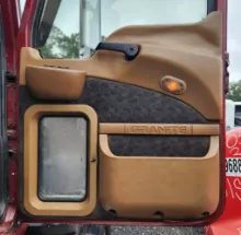 Picture of (Used) 2005 Mack CV713 Granite, INTERIOR DOOR PANEL