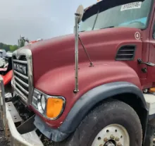 Picture of (Used) 2005 Mack CV713 Granite, HOOD ASSEMBLY